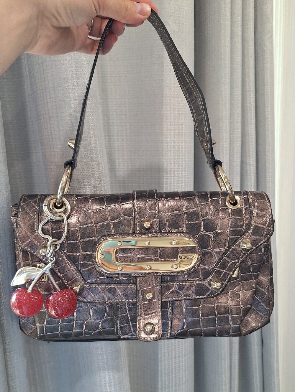 Y2K Guess Metallic Shoulder Bag